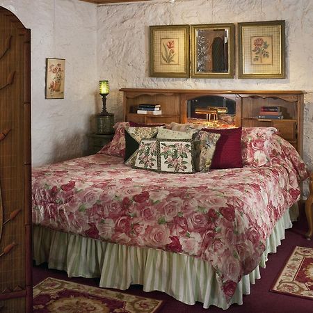 Cliff Cottage Inn, Downtown Bed & Breakfast Eureka Springs Dış mekan fotoğraf
