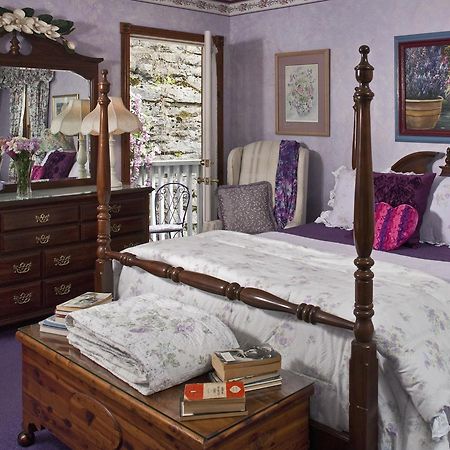 Cliff Cottage Inn, Downtown Bed & Breakfast Eureka Springs Dış mekan fotoğraf
