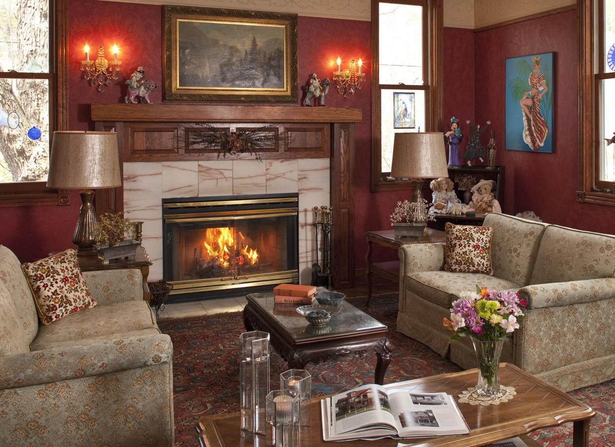 Cliff Cottage Inn, Downtown Bed & Breakfast Eureka Springs Dış mekan fotoğraf